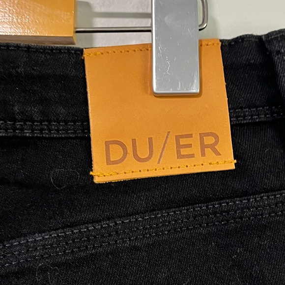 DUER Men’s L2X Relaxed Tapered Black Jeans Size 33W x 32L - Picture 10 of 14